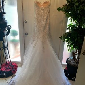 Stunning Wedding Dress